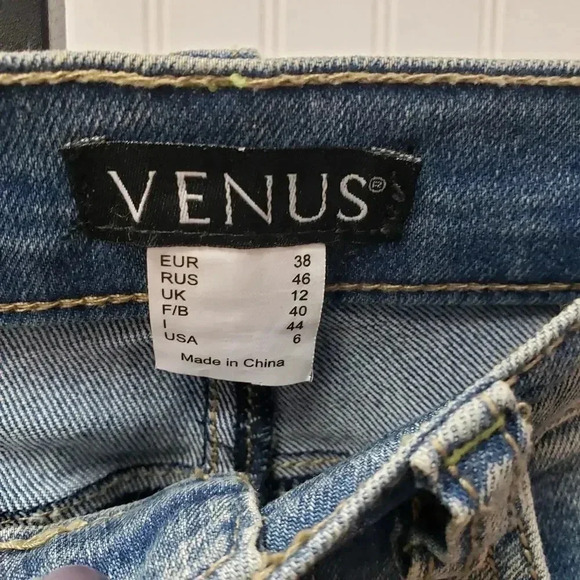 Venus Distressed Embellished Jeans - Picture 7 of 11